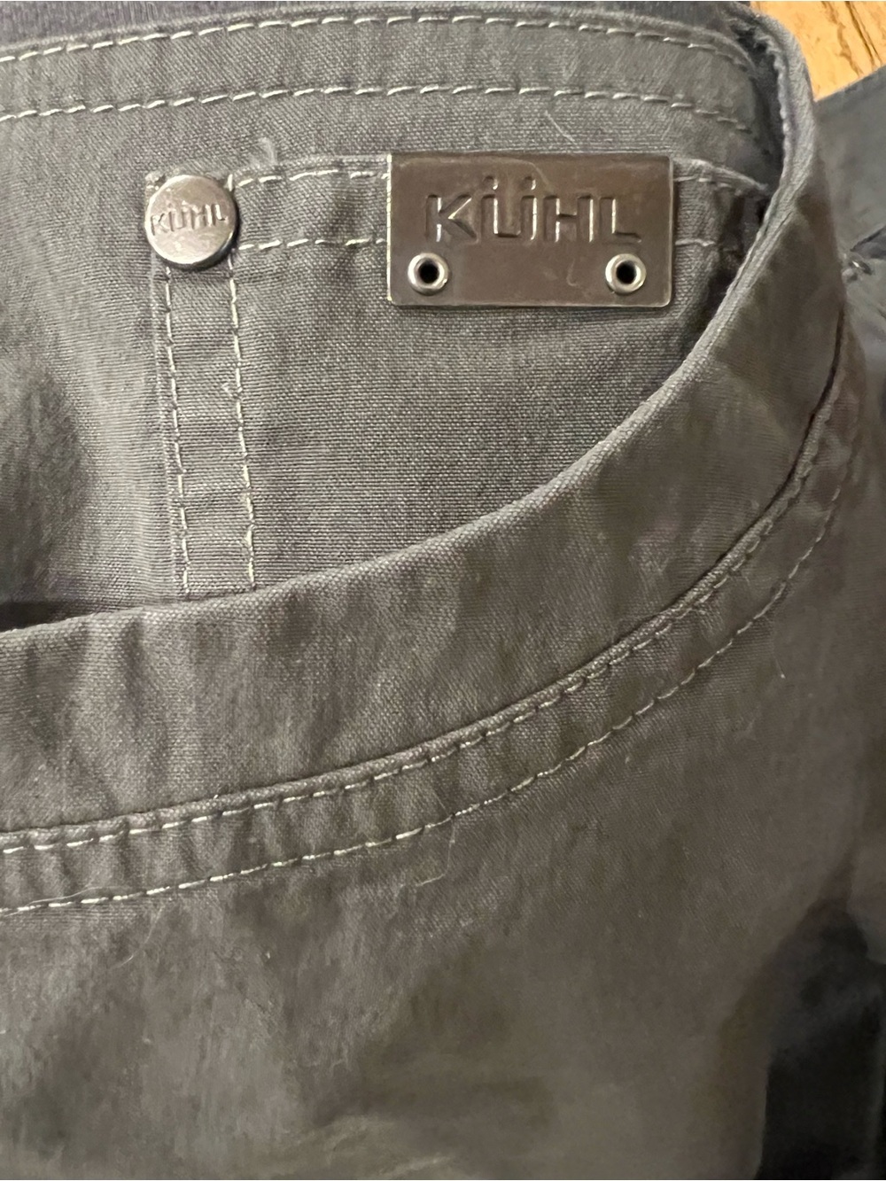 Kuhl Men's Olive Cargo Shorts Size 36 - Picture 5 of 6